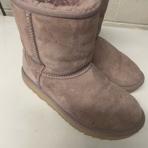 Authentic ( kids) girls Ugg boots. Size 3color: Lavender. Fair condition.